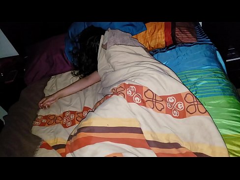 ❤️ Anak tiri memarahi ibu tirinya semasa dia tidur. ❤ Lucah pada kami ms.pornhdvideos.ru ☑